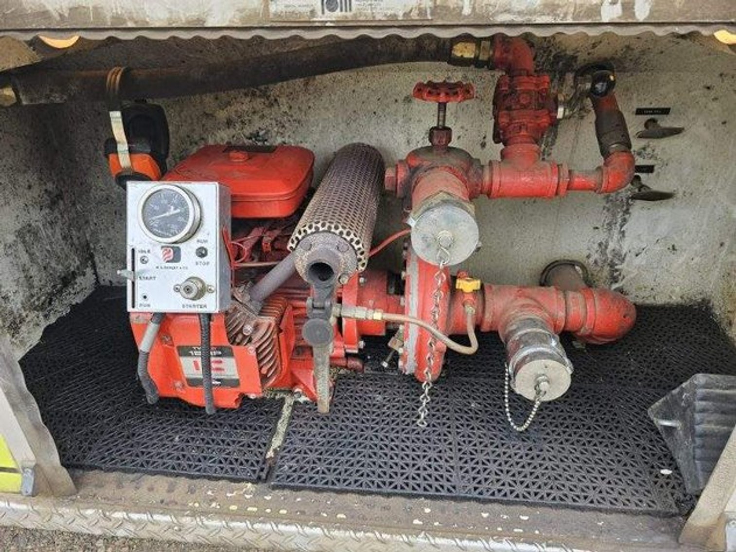1994 GMC Topkick Water Truck With 2,000 Gallon Tank (122890)