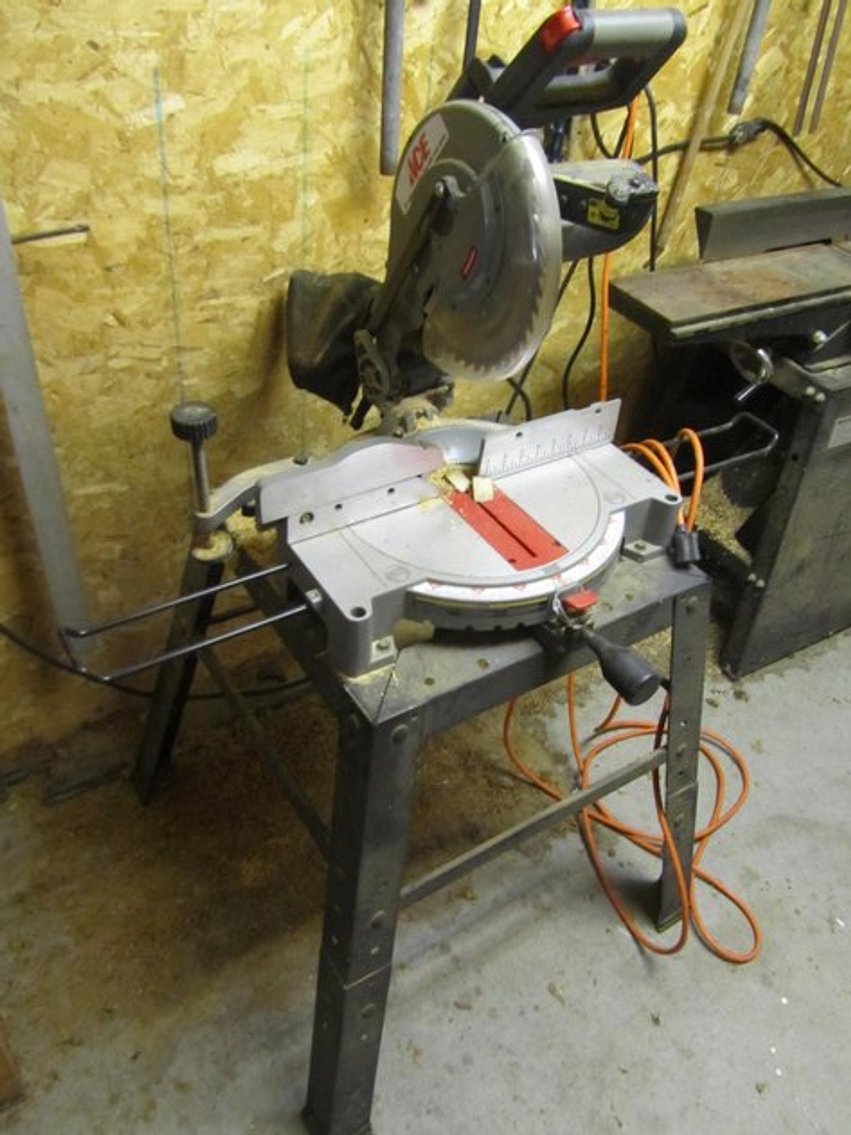 Robinson Personal Property Reduction Auction, Hackensack, MN