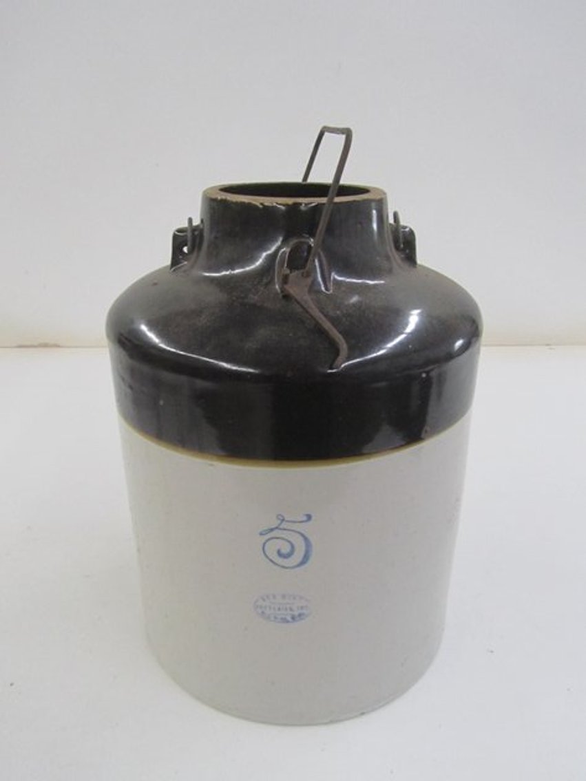 Ideal Corners Late October Consignment: Pequot Lakes, MN (128905)