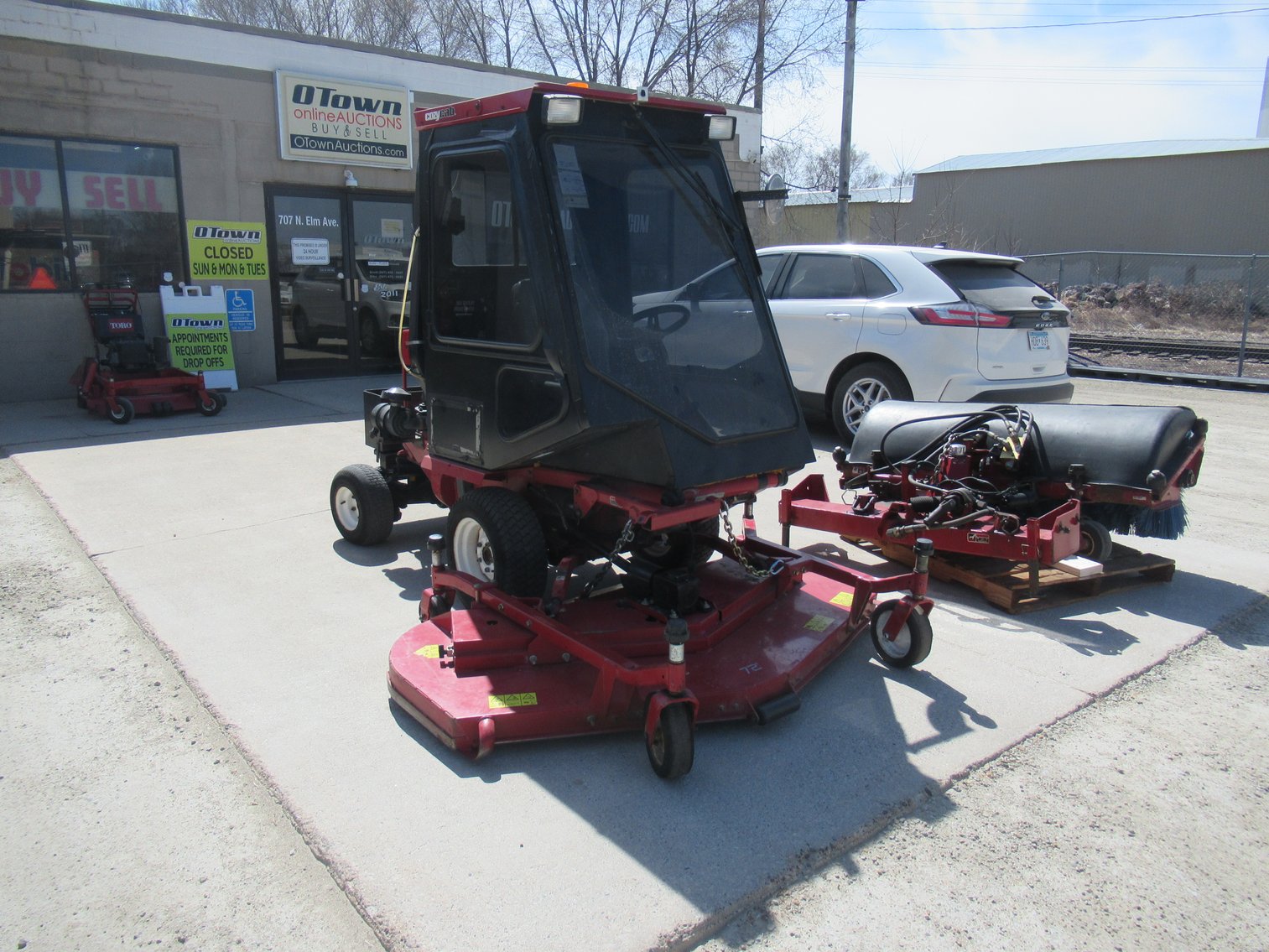 Image for #689 Warehouse Consignment Auction