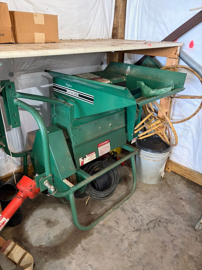 Image for April 11th Live Auction