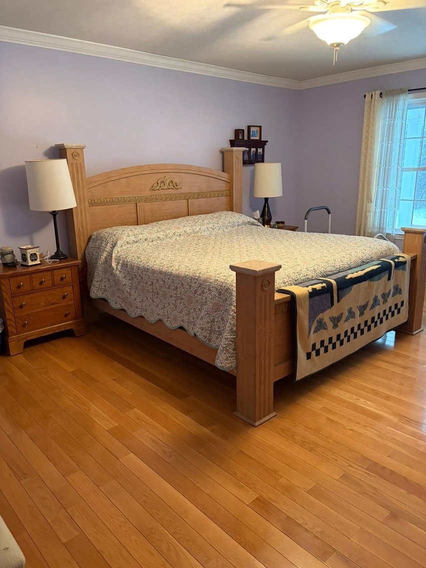 Image for April 11th Live Auction