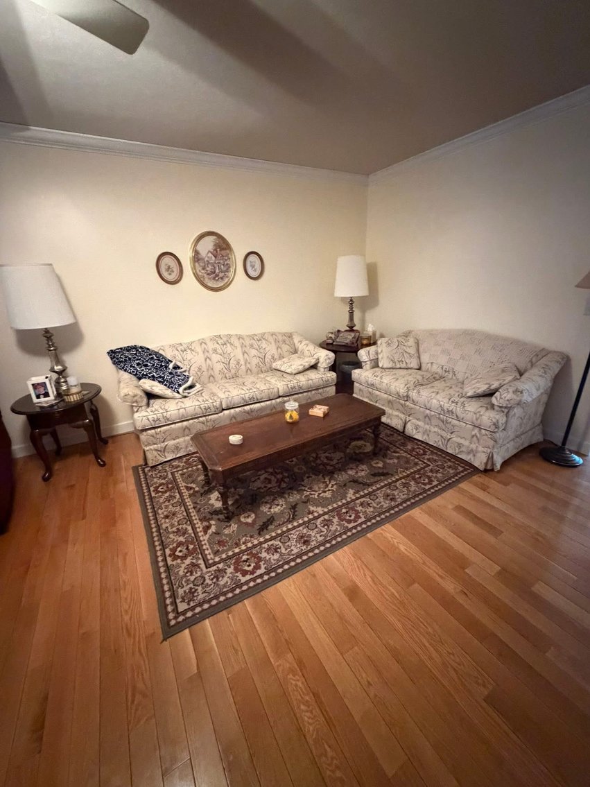 Image for April 11th Live Auction