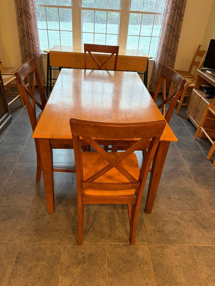 Image for April 11th Live Auction