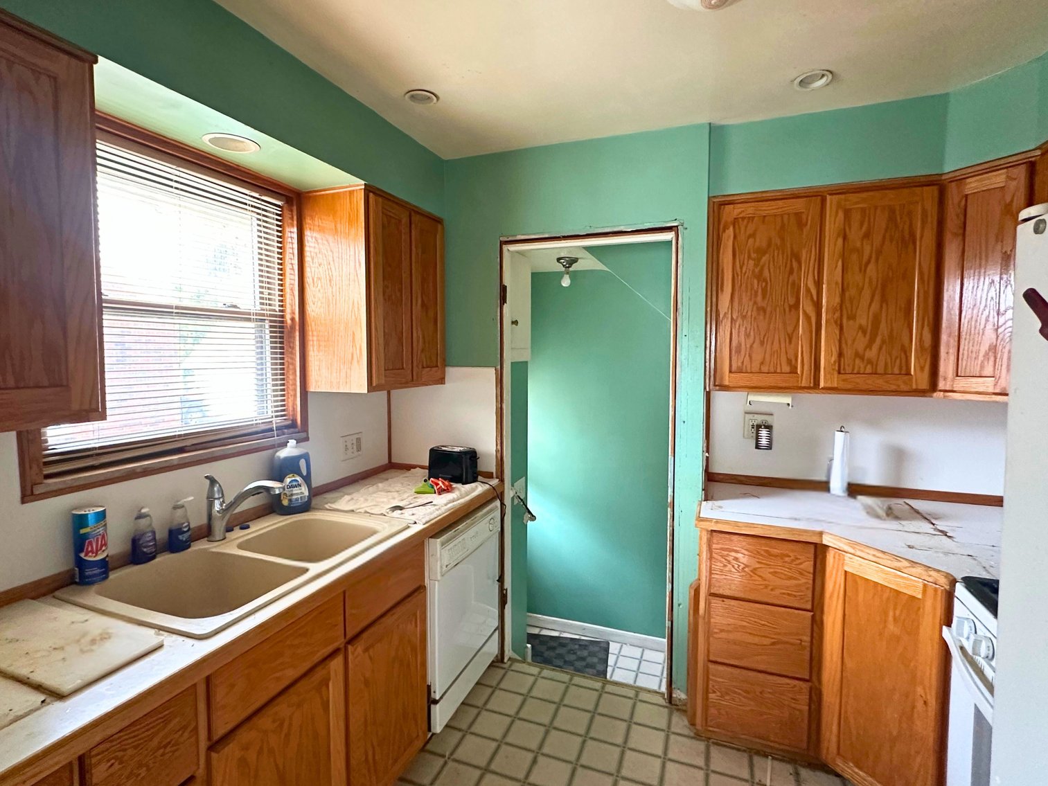 Image for Minimum Bid $100,000 2138 Sherwood Ave. Toledo, OH 43614