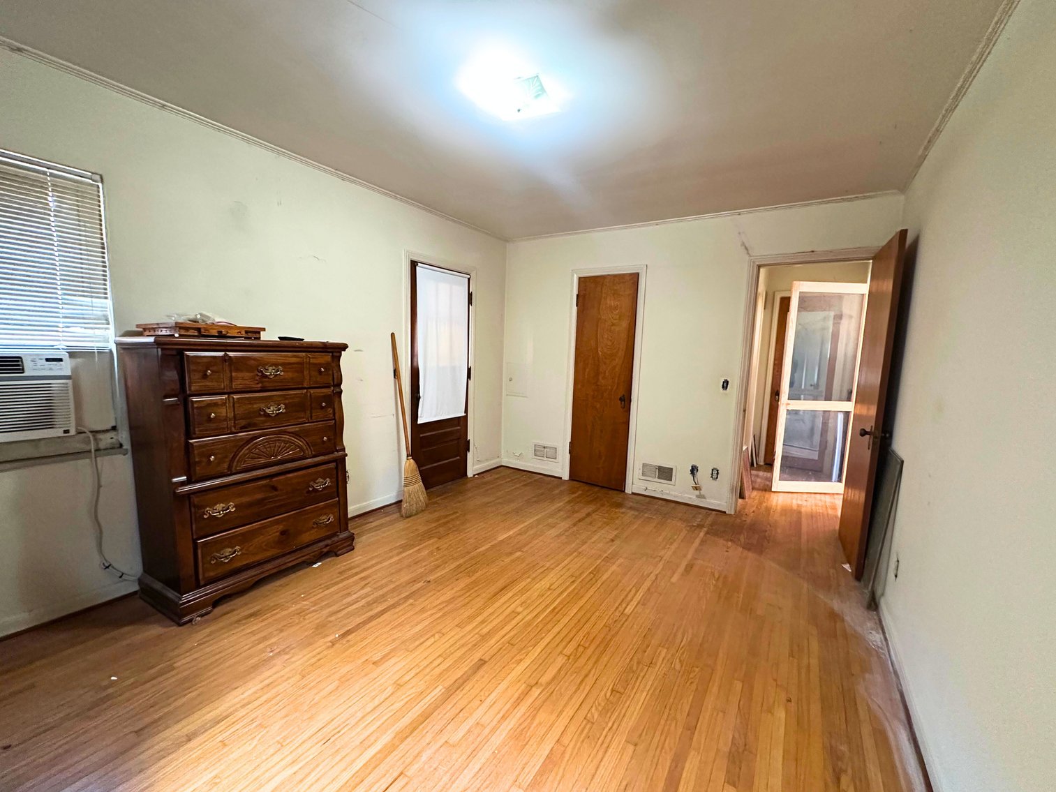 Image for Minimum Bid $100,000 2138 Sherwood Ave. Toledo, OH 43614