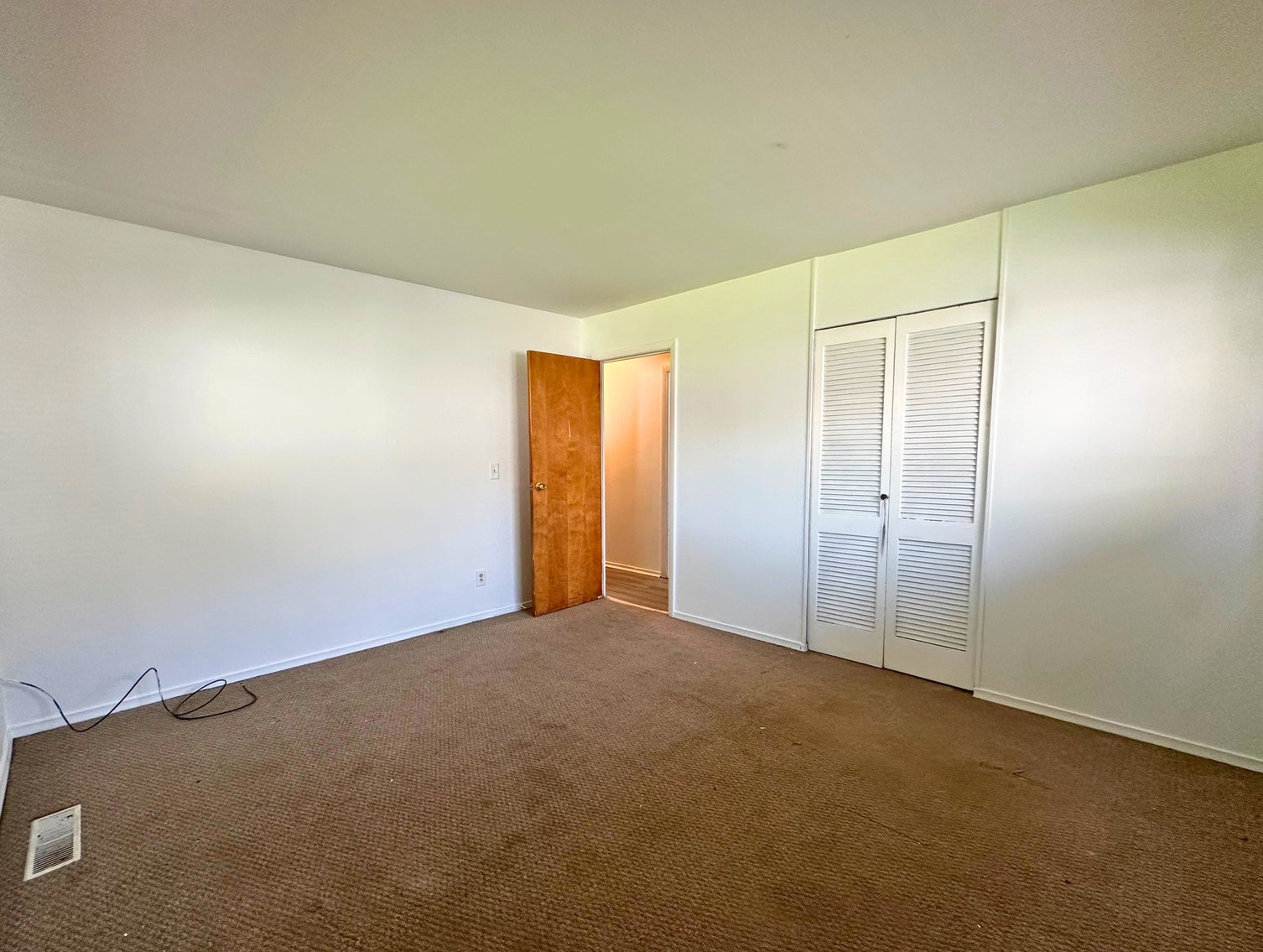 Image for Minimum Bid $125,000 4856 Brinthaven Rd. Sylvania, OH 43560