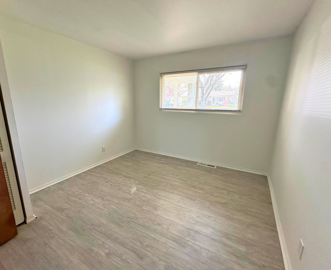 Image for Minimum Bid $125,000 4856 Brinthaven Rd. Sylvania, OH 43560