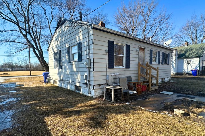 Image for Minimum Bid $80,000 1539 Holloway Rd. Holland, OH 43528