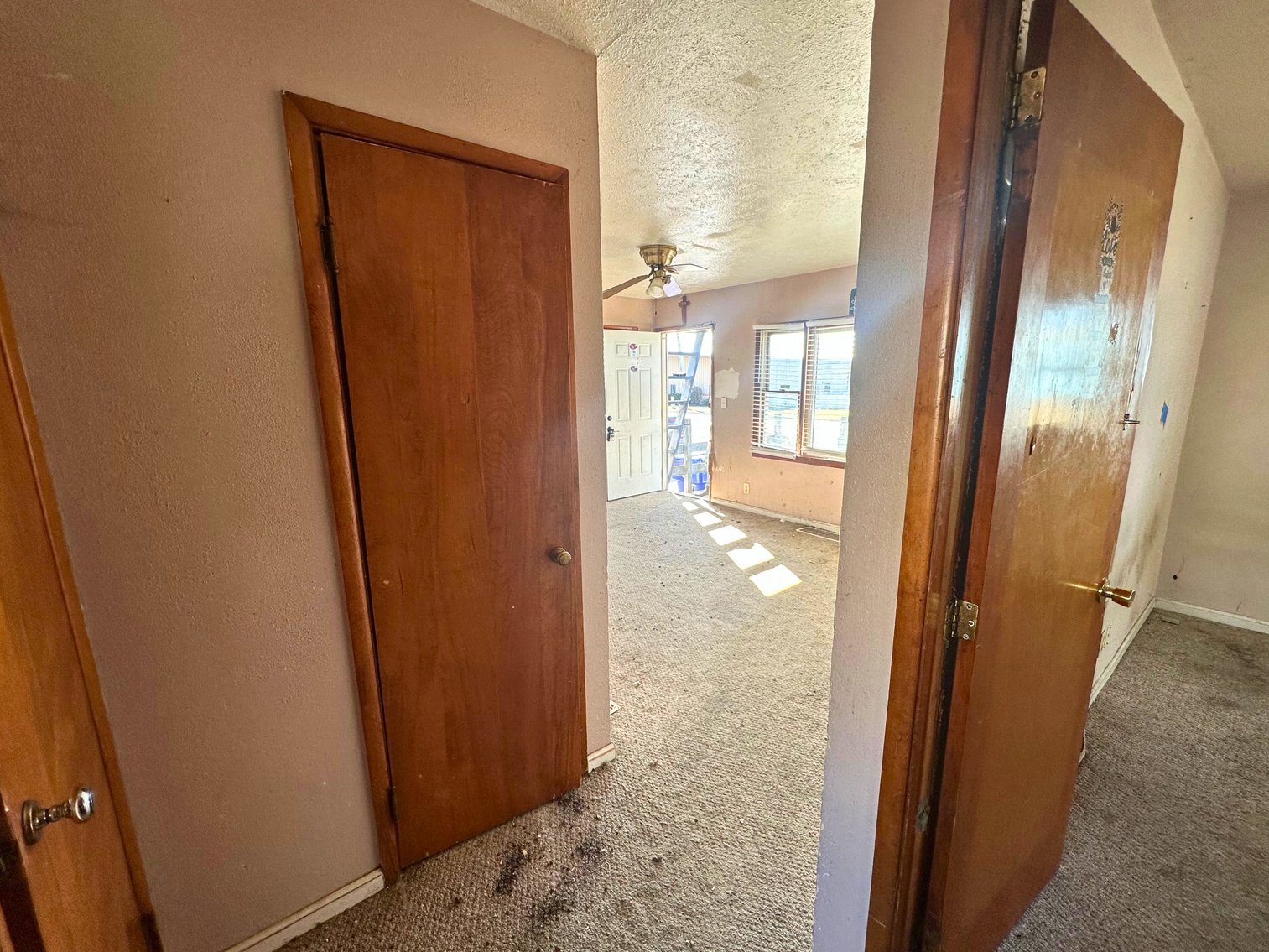 Image for Minimum Bid $80,000 1539 Holloway Rd. Holland, OH 43528