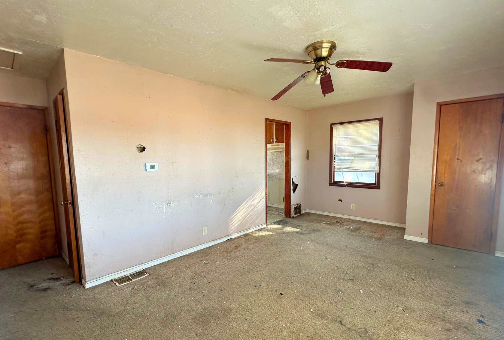Image for Minimum Bid $80,000 1539 Holloway Rd. Holland, OH 43528