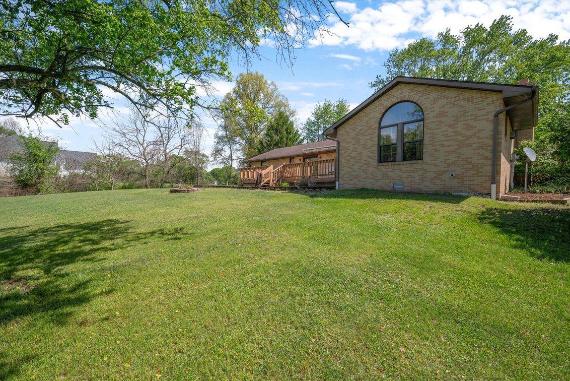 Image for Online Auction 16+ Acre Horse Farm 5691 County Rd. 1-2 Swanton, OH 43558