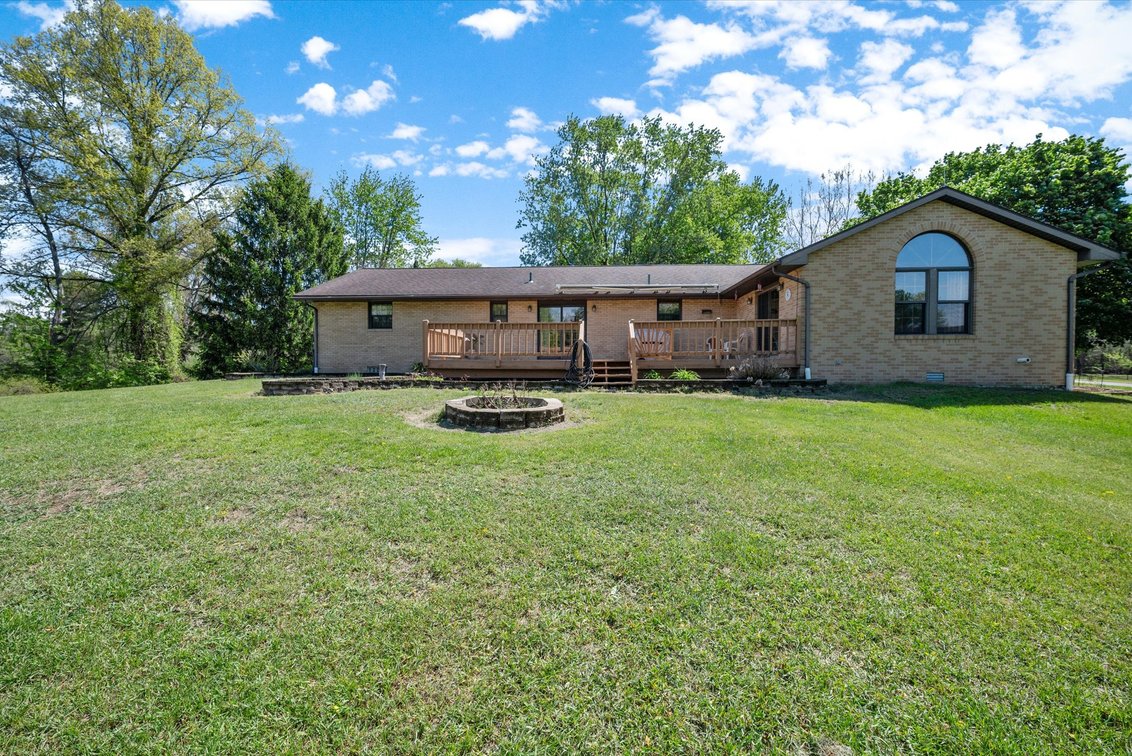 Image for Online Auction 16+ Acre Horse Farm 5691 County Rd. 1-2 Swanton, OH 43558