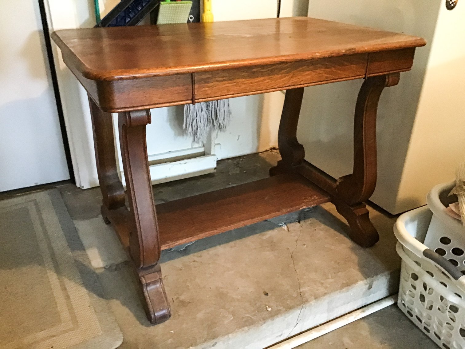 Image for Tools, Décor, Coins & Designer Finds Auction