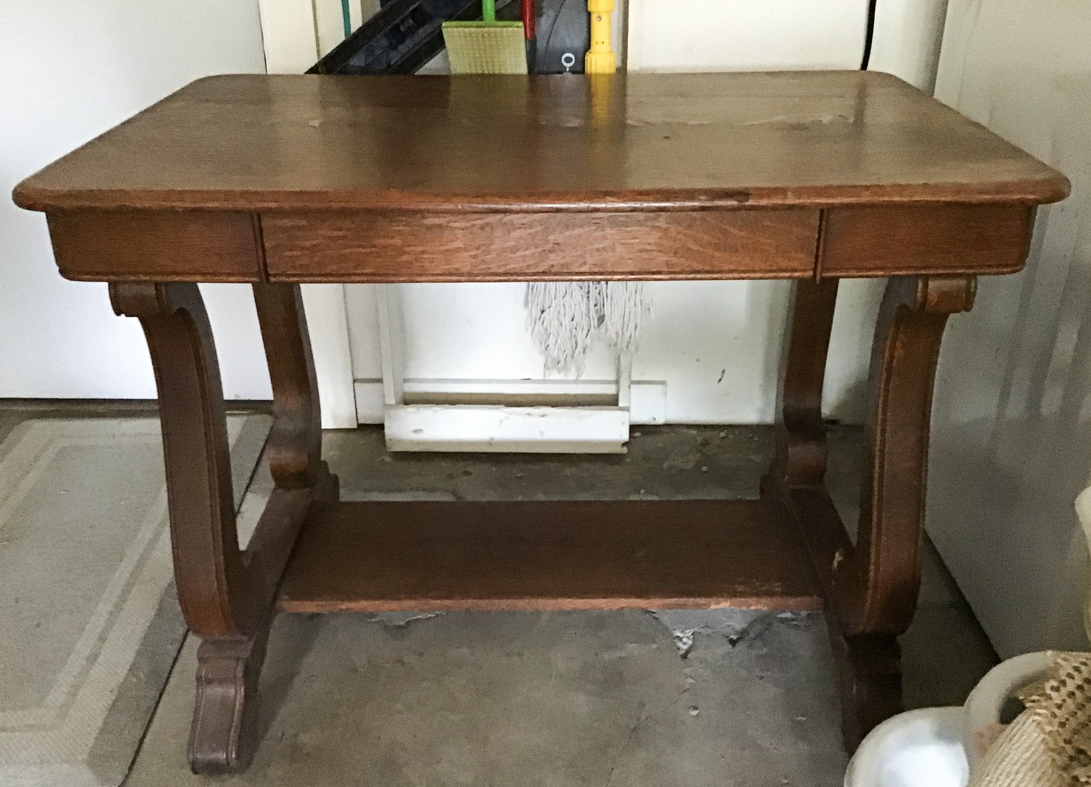 Image for Tools, Décor, Coins & Designer Finds Auction