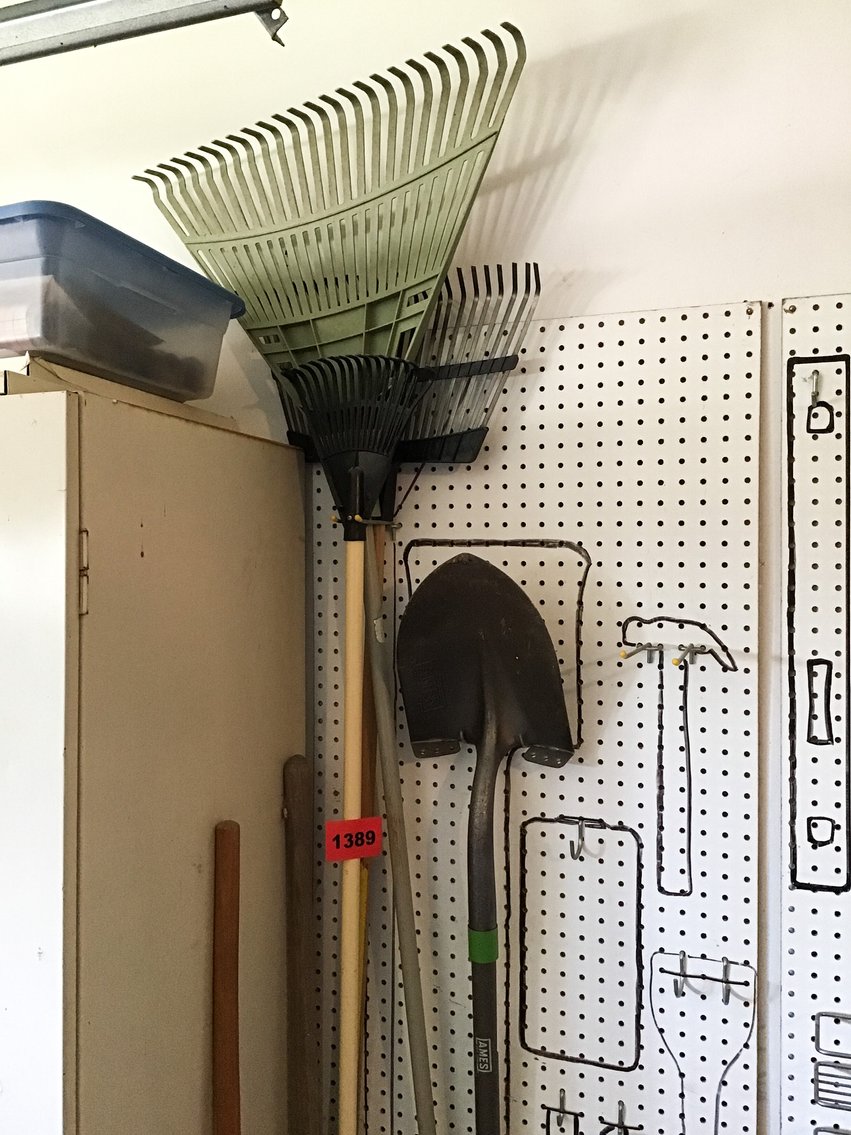 Image for Tools, Décor, Coins & Designer Finds Auction