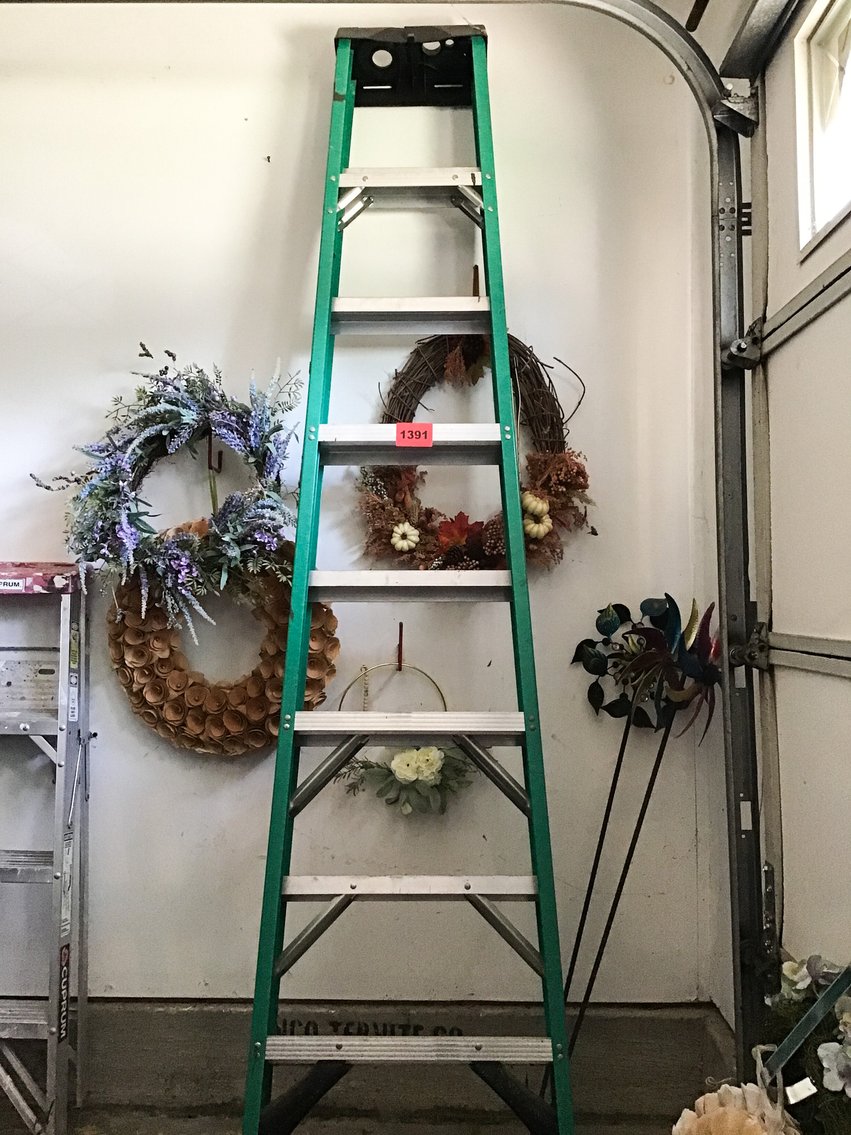 Image for Tools, Décor, Coins & Designer Finds Auction