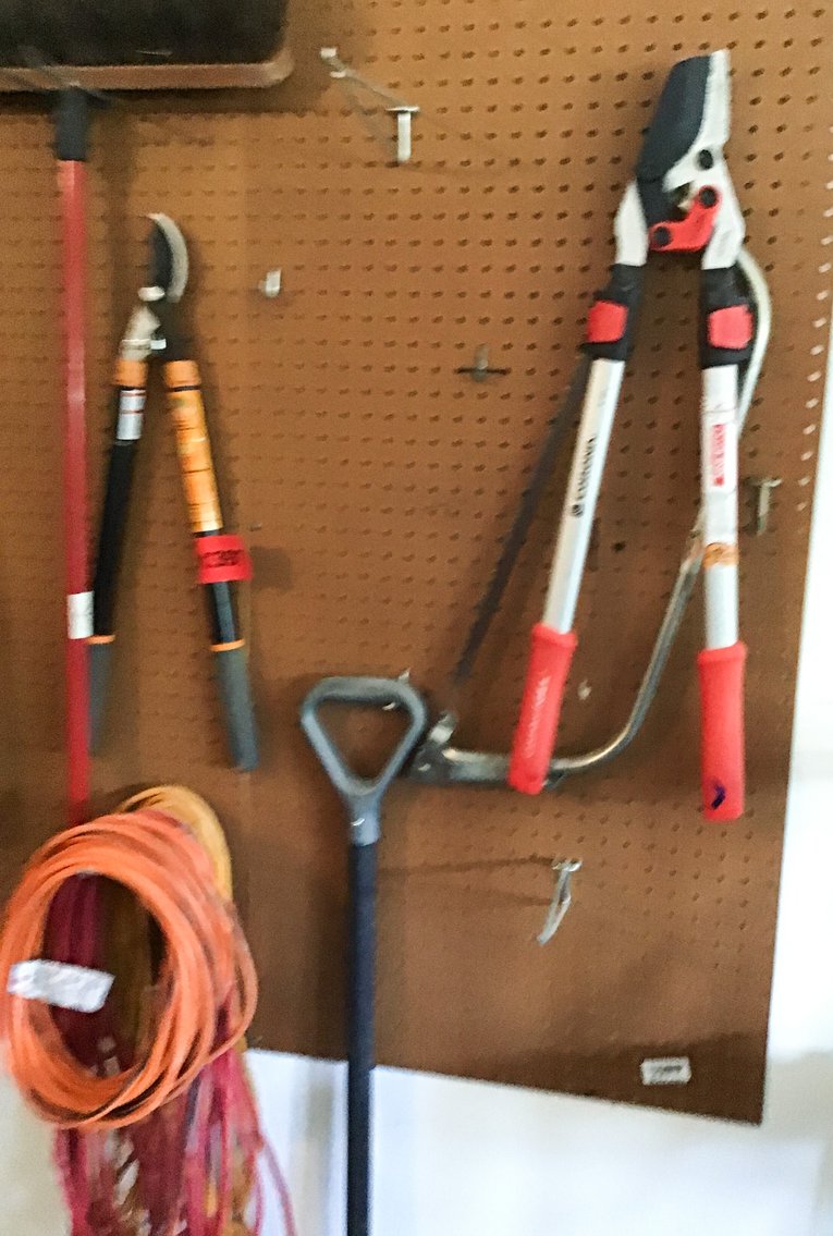 Image for Tools, Décor, Coins & Designer Finds Auction