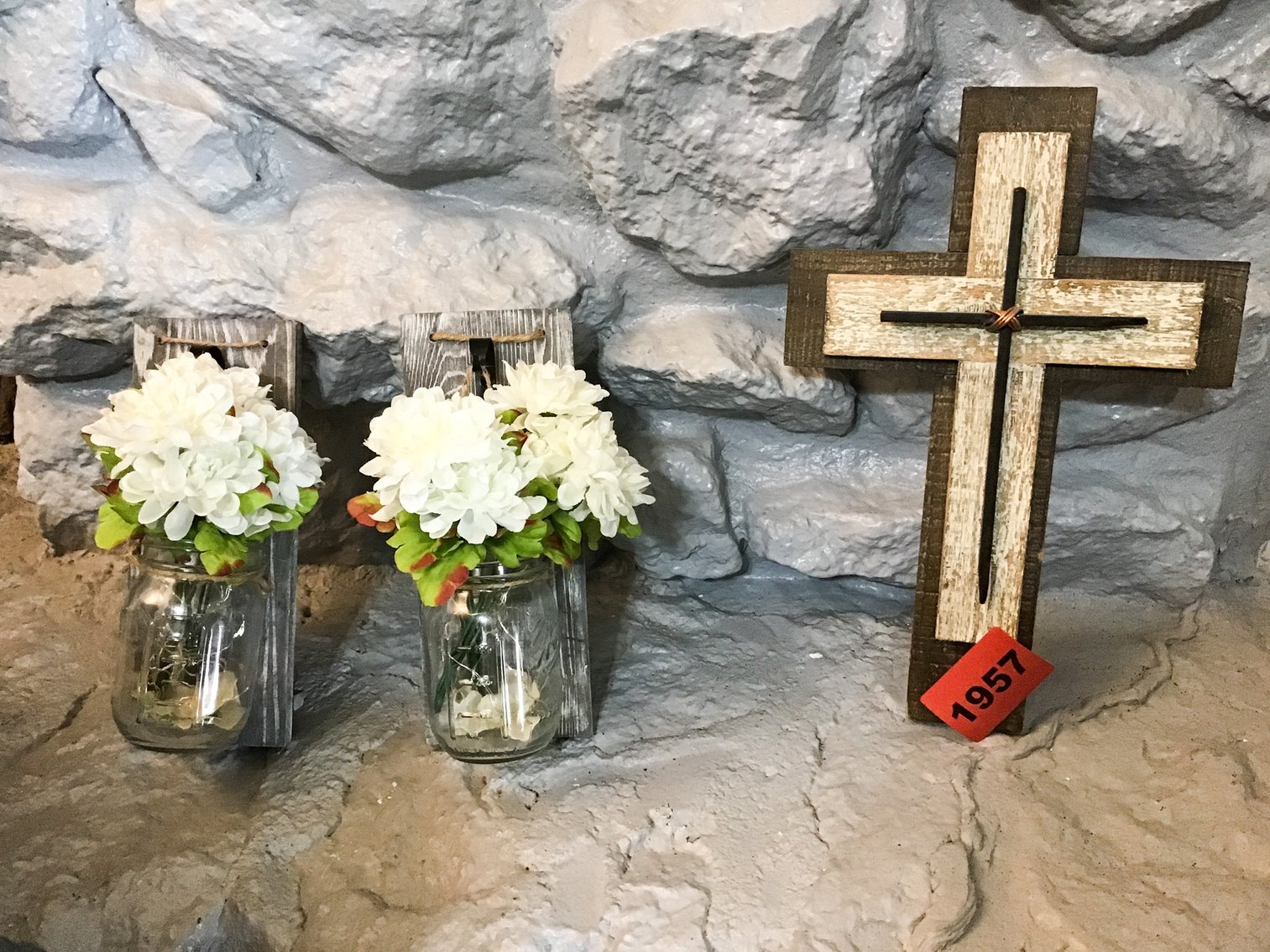 Image for Tools, Décor, Coins & Designer Finds Auction