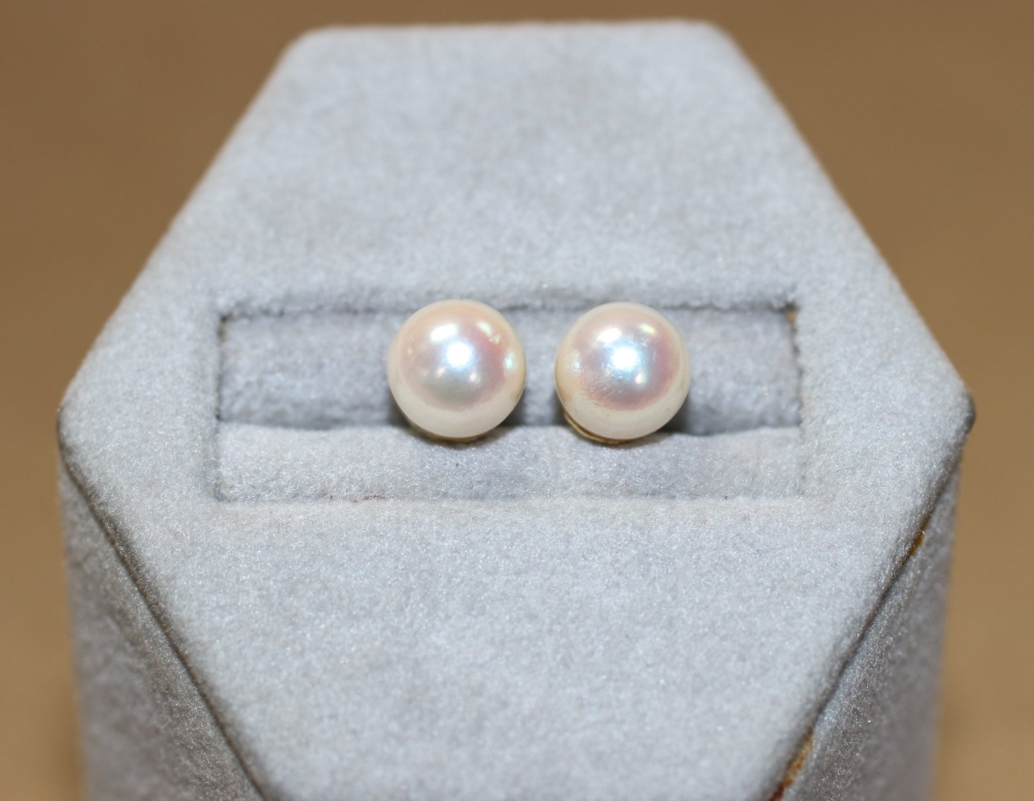 Image for Jewels By James Liquidation Auction