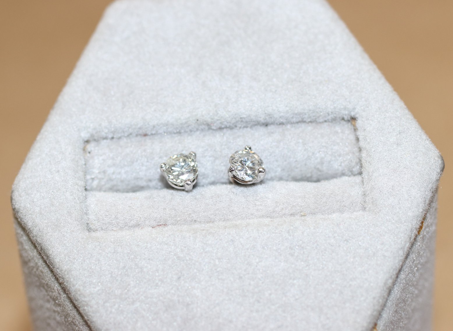 Image for Jewels By James Liquidation Auction