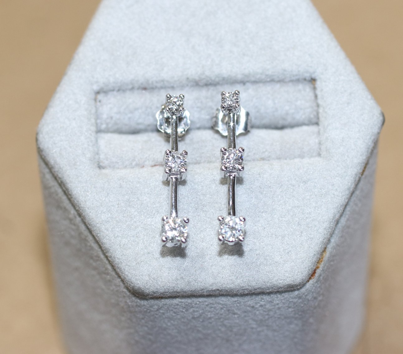 Image for Jewels By James Liquidation Auction