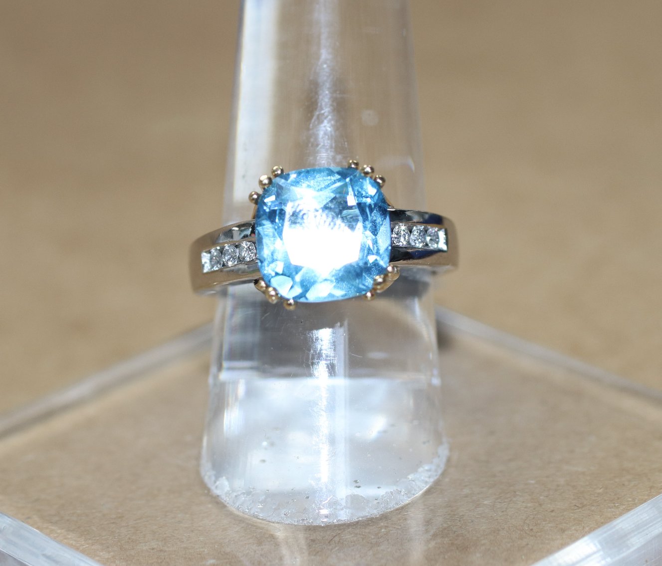 Image for Jewels By James Liquidation Auction