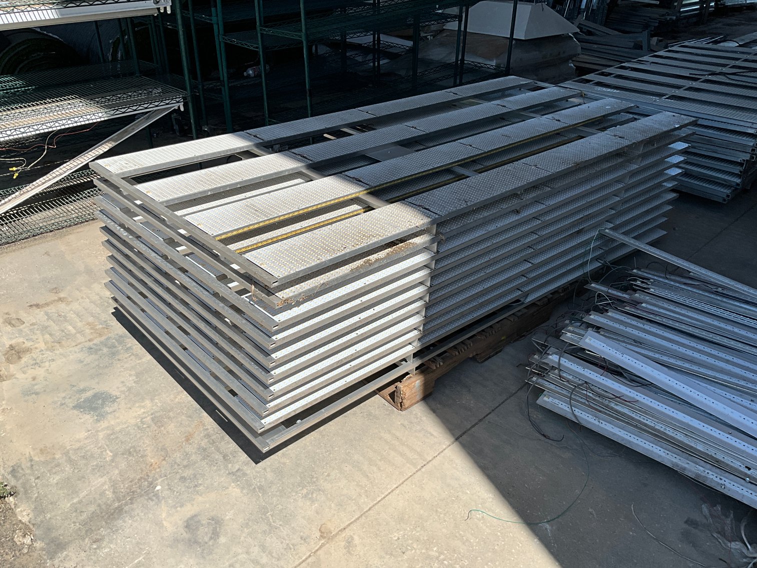 Image for Greenhouse Liquidation