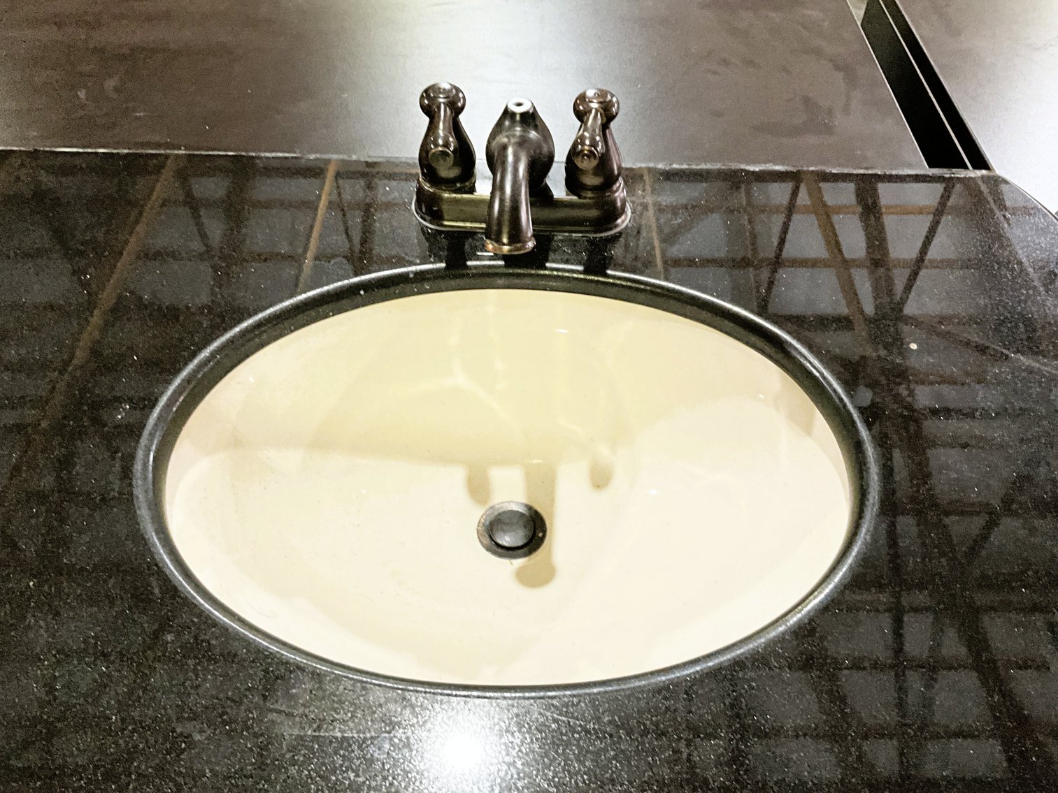 Image for The Homestead Auction: Furniture, Decor & More