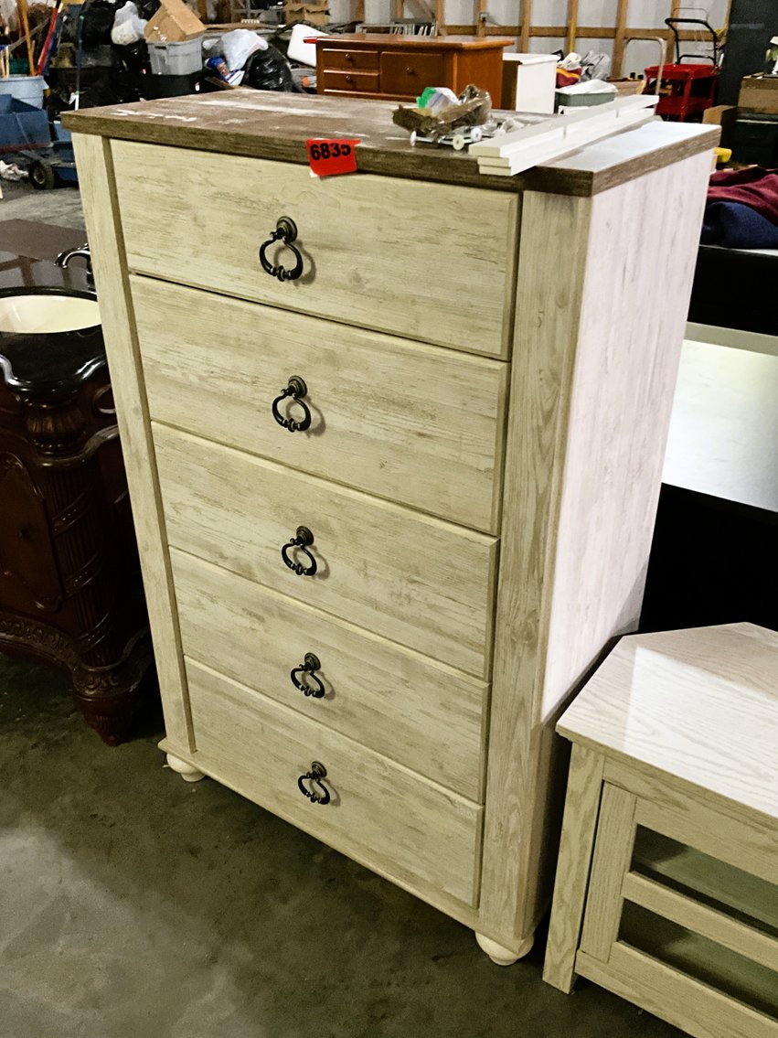 Image for The Homestead Auction: Furniture, Decor & More