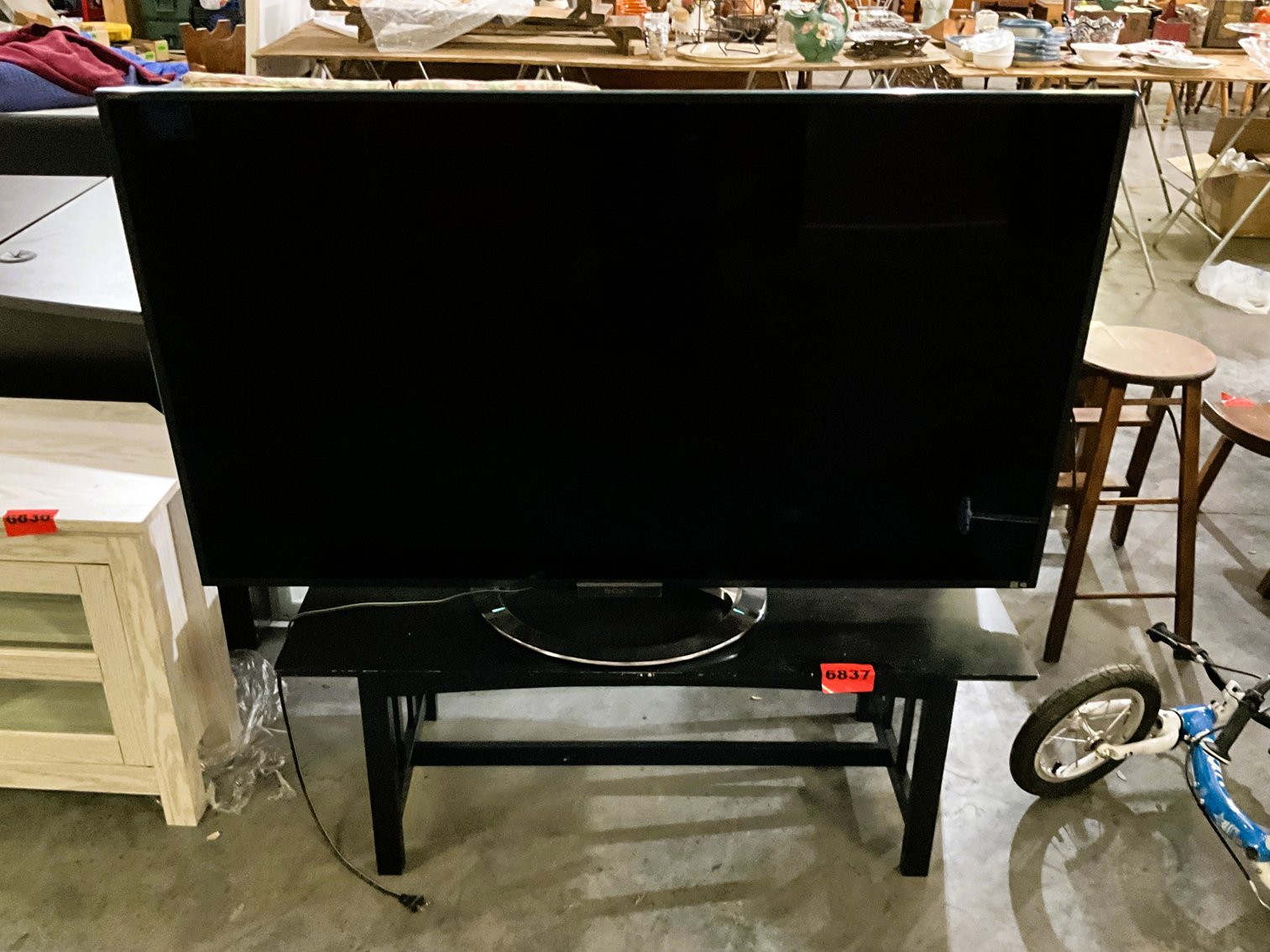 Image for The Homestead Auction: Furniture, Decor & More