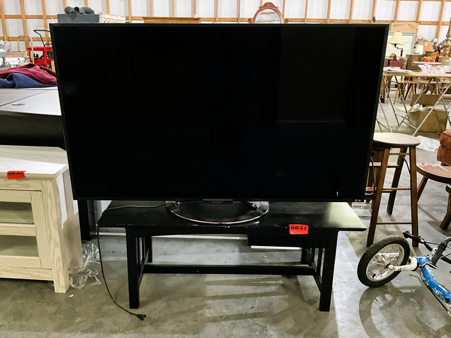 Image for The Homestead Auction: Furniture, Decor & More