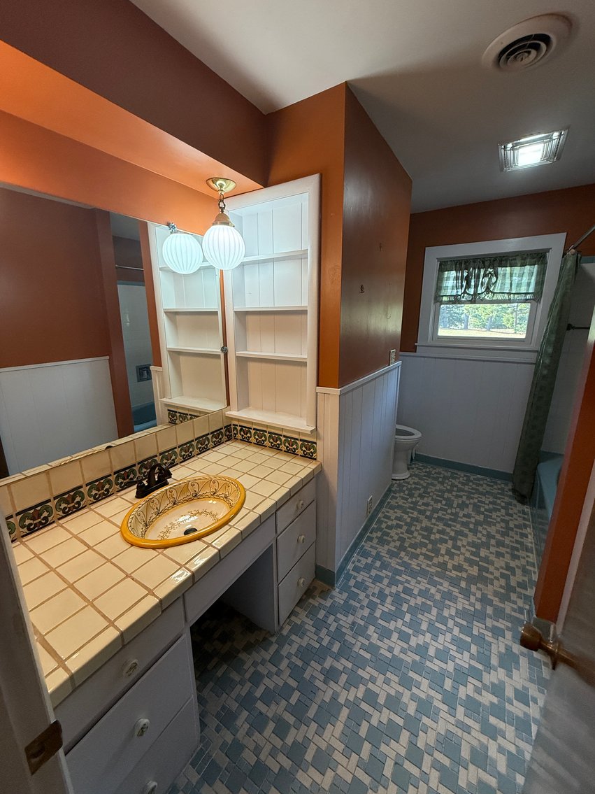 Image for Trustee's Real Estate Auction