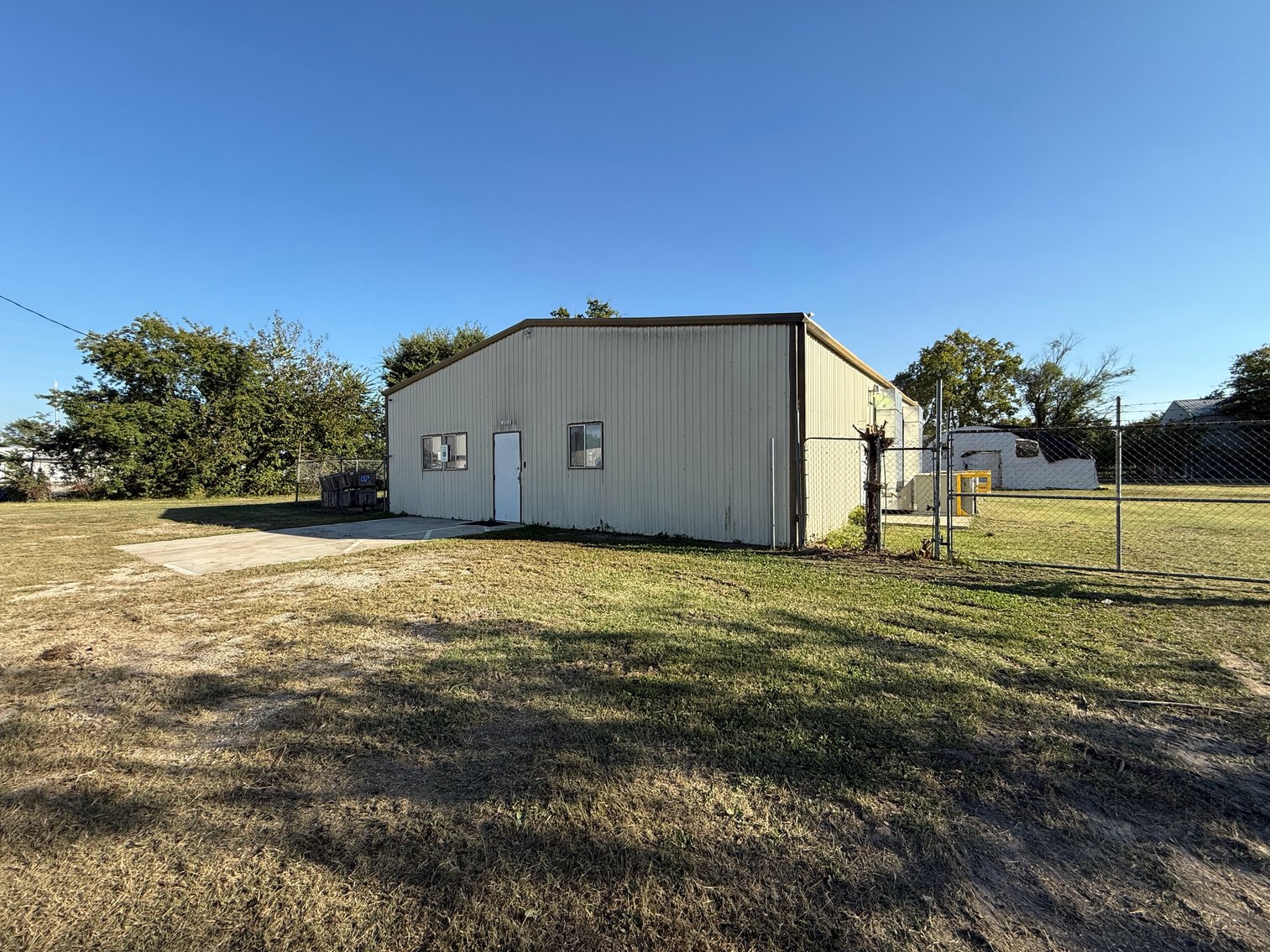 Image for Multi-Par Commercial Real Estate Auction