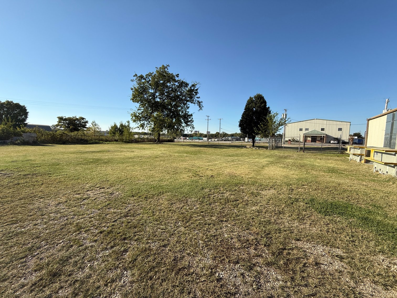 Image for Multi-Par Commercial Real Estate Auction