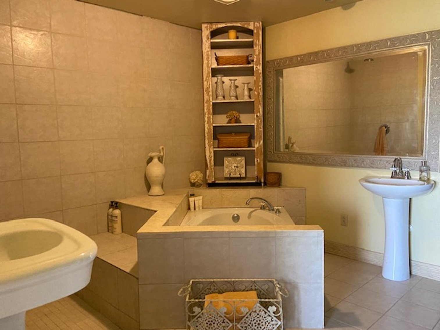 Image for Multi - Par Real Estate Auction