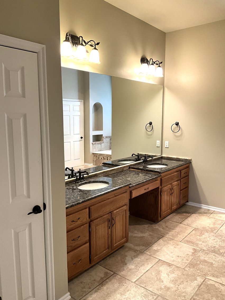 Image for Multi Par Trustee's Real Estate Auction