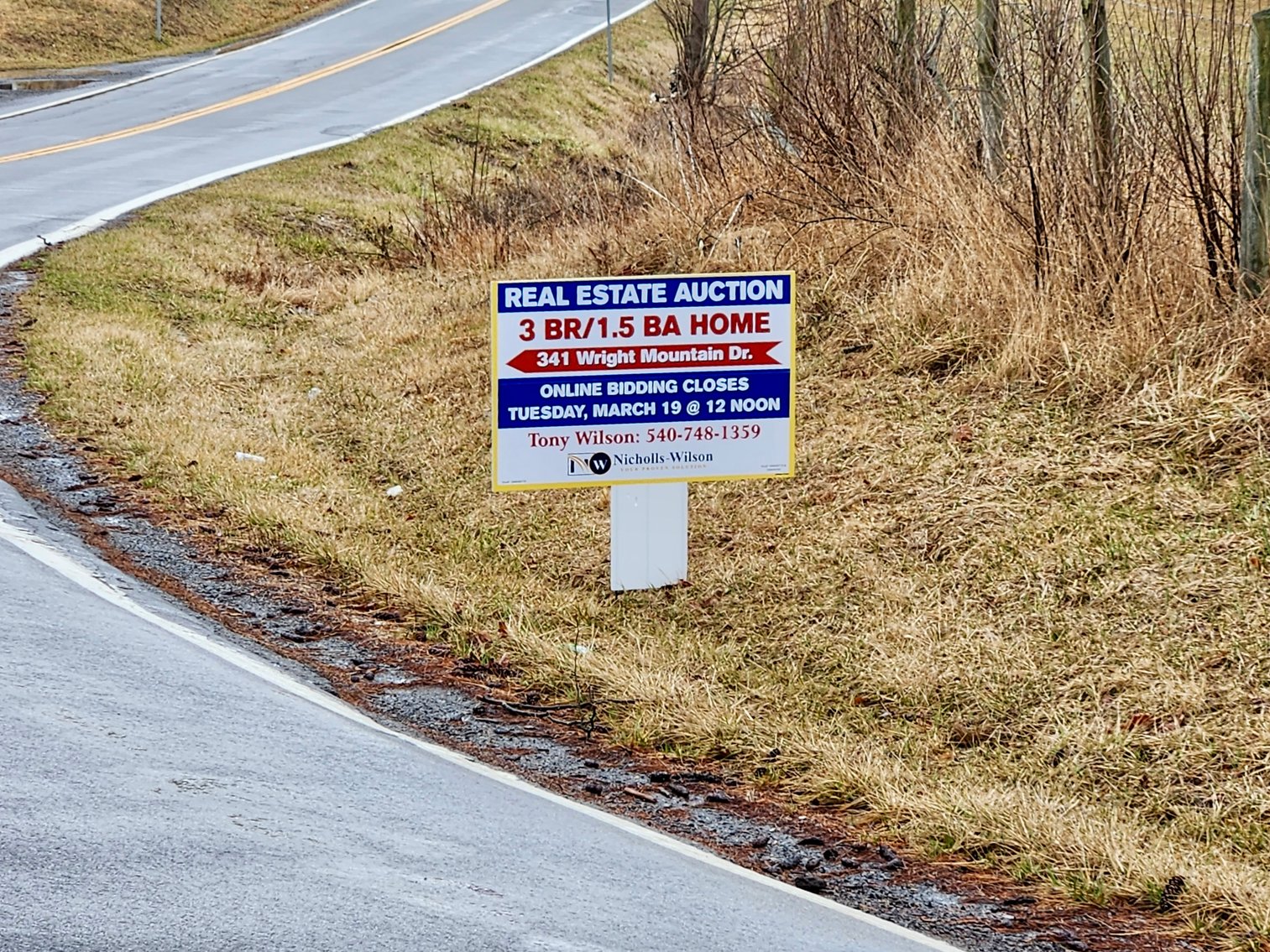 Image for 3 BR/1.5 BA Home w/Basement on .50 +/- Acres in Bland, VA--SELLING to the HIGHEST BIDDER via ONLINE ONLY BIDDING!!