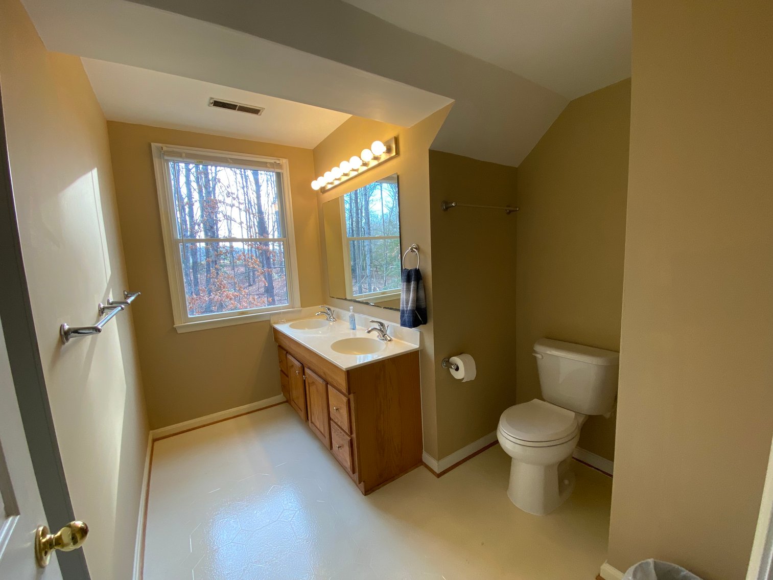 Image for 5 BR/2.5 BA Home w/Walk-Out Basement & Barn on 7.71 +/- Acres in Spotsylvania County Only Minutes from Lake Anna