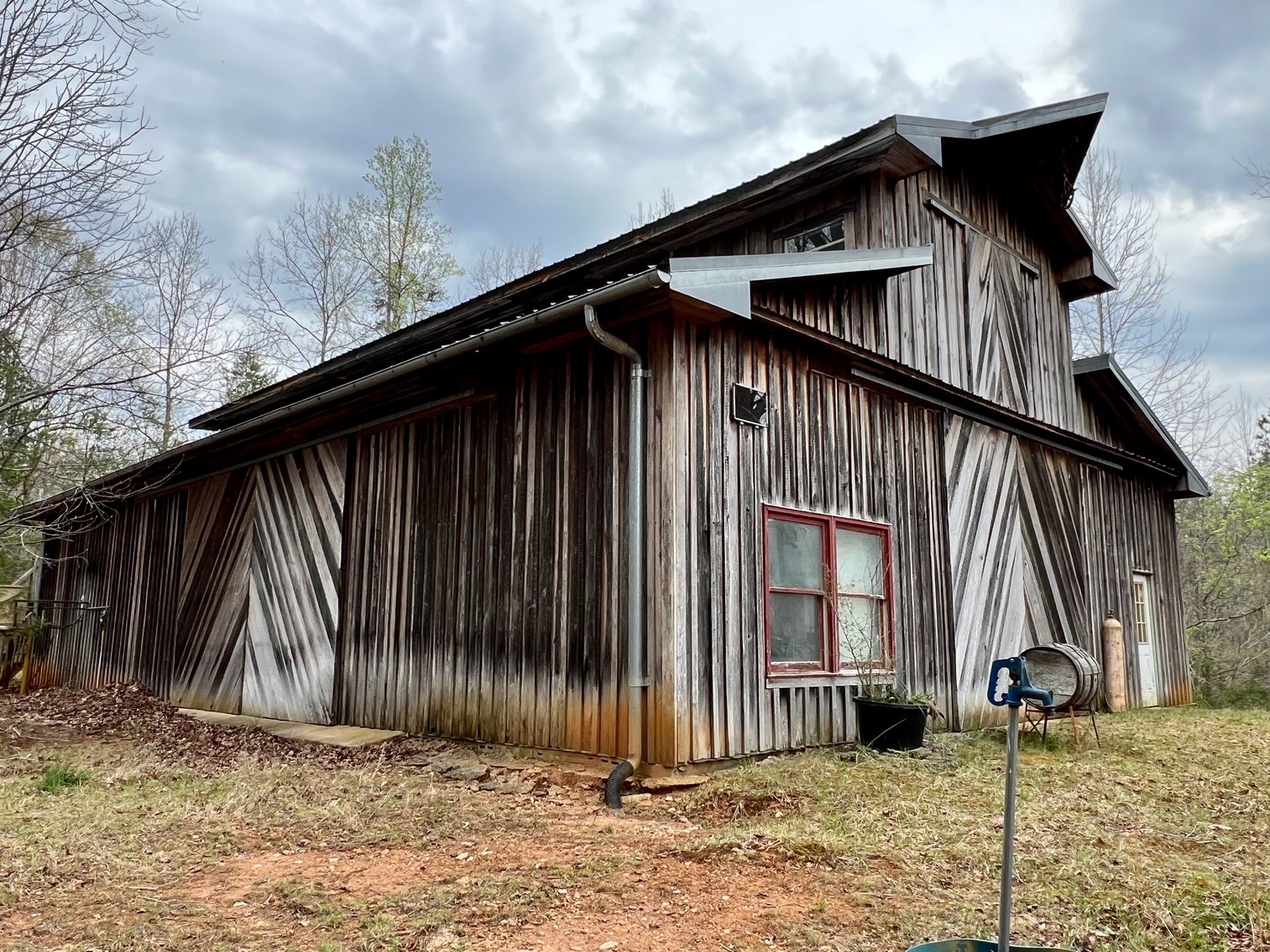 Image for 10.43 +/- Aces w/Large Barn & Well in Greene County, VA--SELLING to the HIGHEST BIDDER via ONLINE ONLY BIDDING!!