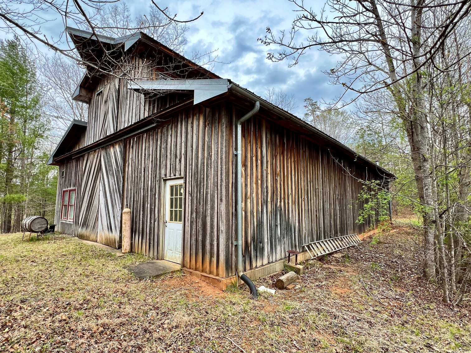 Image for 10.43 +/- Aces w/Large Barn & Well in Greene County, VA--SELLING to the HIGHEST BIDDER via ONLINE ONLY BIDDING!!