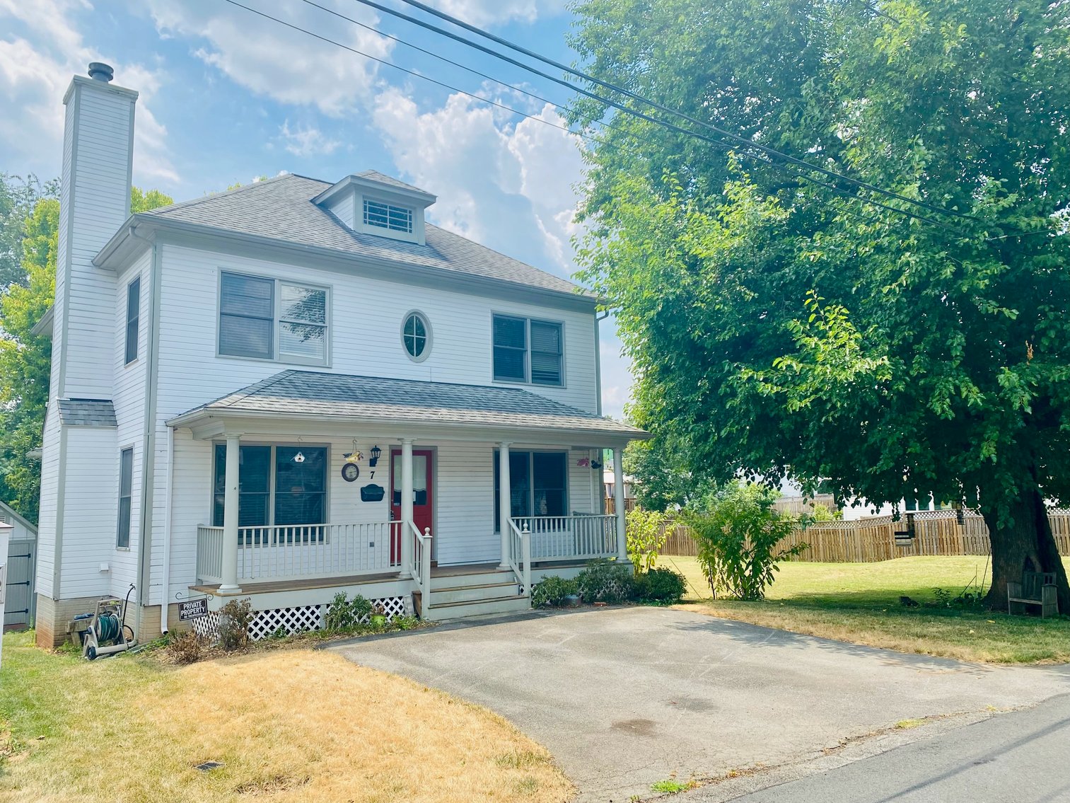 Image for 4 BR/3 BA Home & Adjacent .14 +/- Acre Vacant Lot in The Town of Leesburg, VA--SELLING to the HIGHEST BIDDER!!