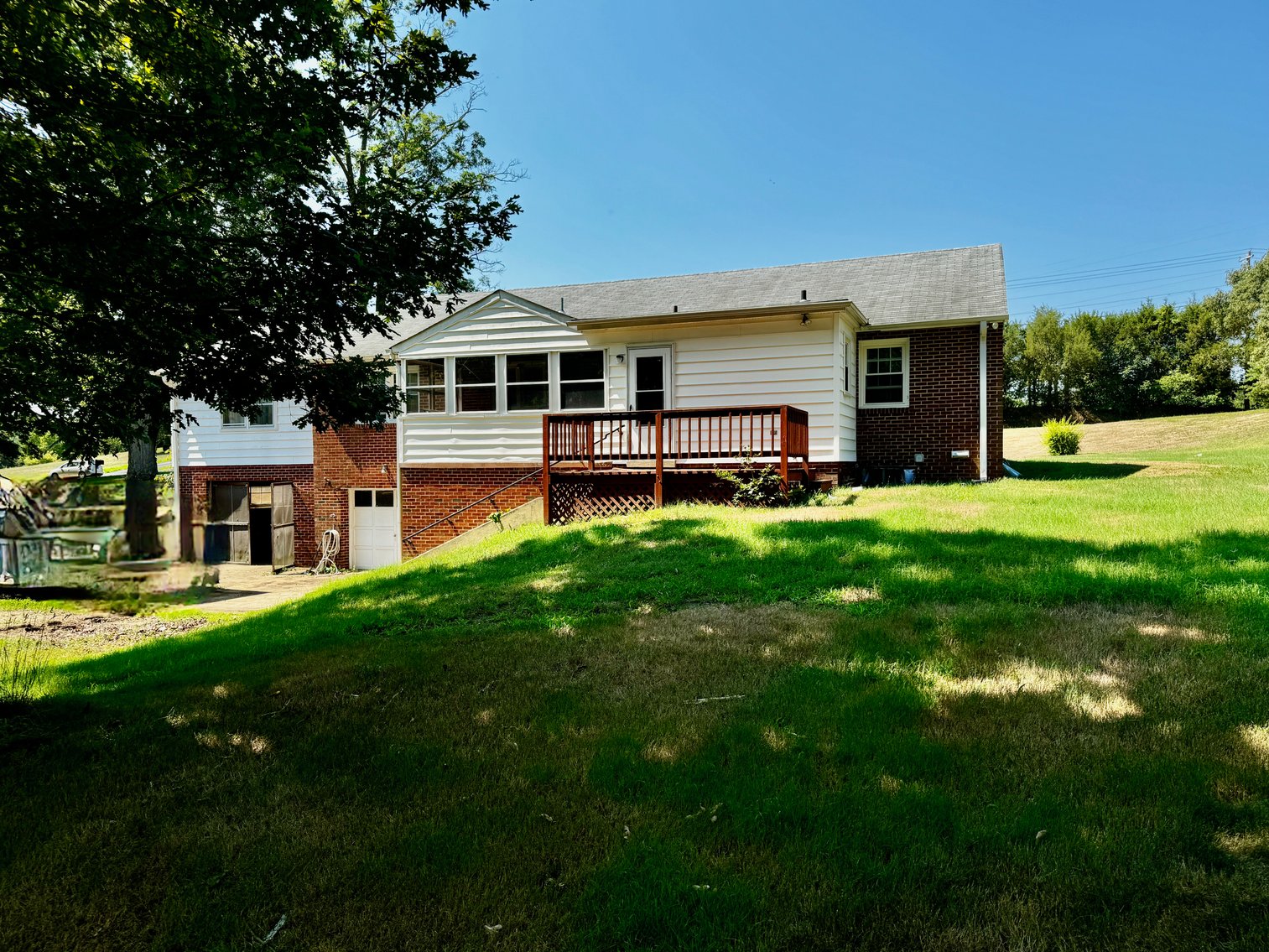Image for 3 BR/3 BA Home w/Recent Upgrades on 2 +/- Acres in Prince George's County, MD--ONLINE ONLY BIDDING!!