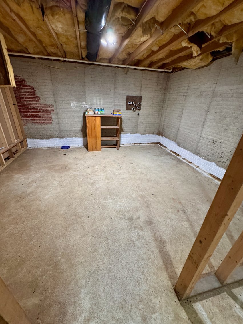 Image for 3 BR/2 BA Home w/Walk-Out Basement & Large Detached 2 Bay Garage/Shop on 5 +/- Acres in Bowling Green, VA--ONLINE ONLY BIDDING!!