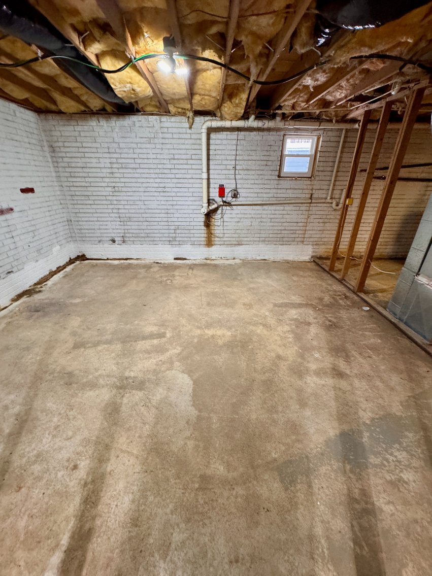 Image for 3 BR/2 BA Home w/Walk-Out Basement & Large Detached 2 Bay Garage/Shop on 5 +/- Acres in Bowling Green, VA--ONLINE ONLY BIDDING!!