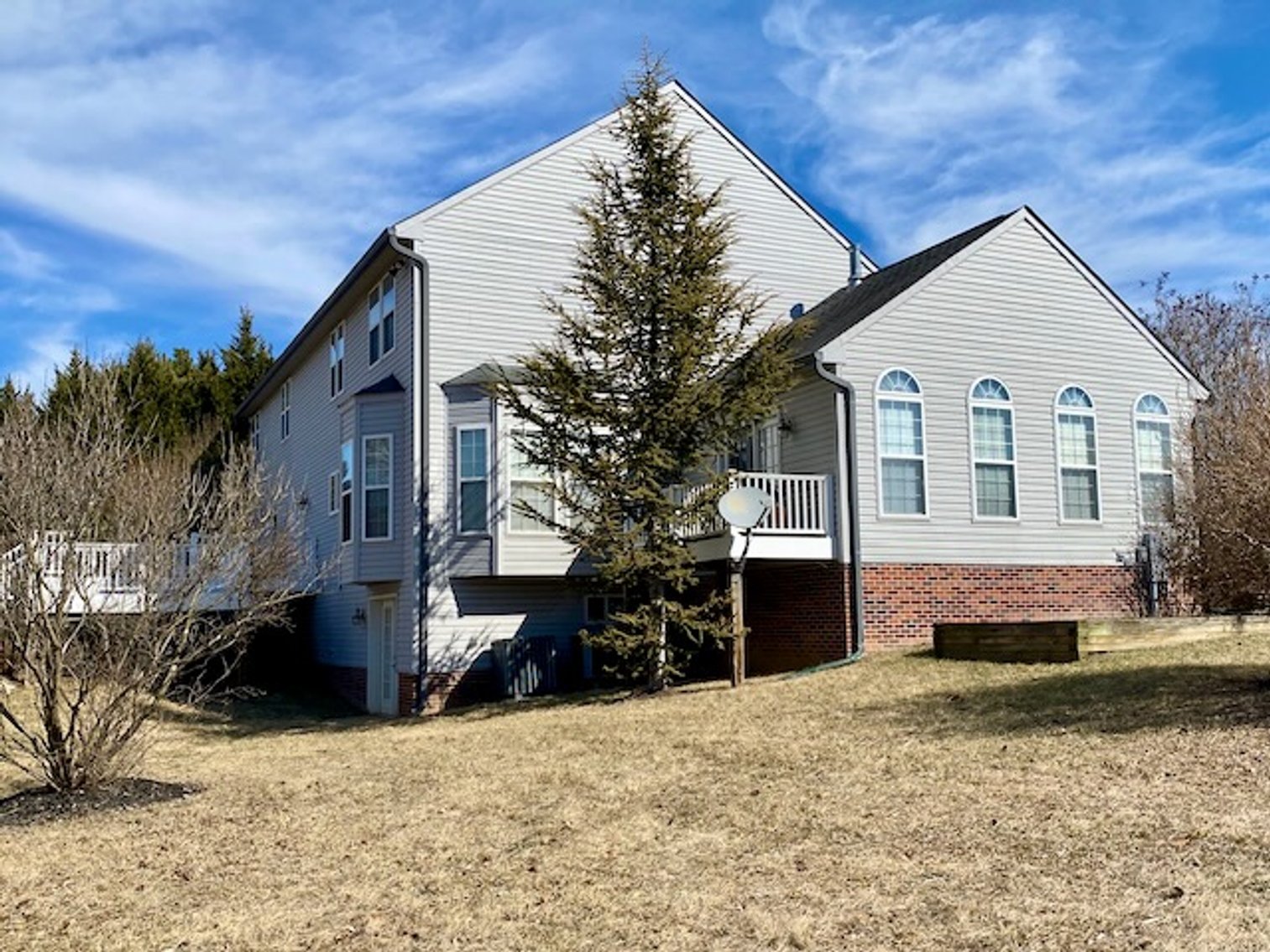 Image for 4 BR/3.5 BA Home on 1.53 +/- Acre Cul-de-Sac Lot in Spruce Hill Estates in Charles Town, WV--SELLING to the HIGHEST BIDDER!!