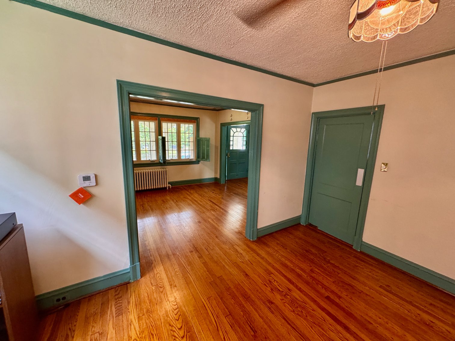 Image for 3 BR/1 BA Home w/Spacious Fenced Back Yard in the Bellevue Neighborhood of Downtown Richmond, VA--ONLINE ONLY BIDDING!!