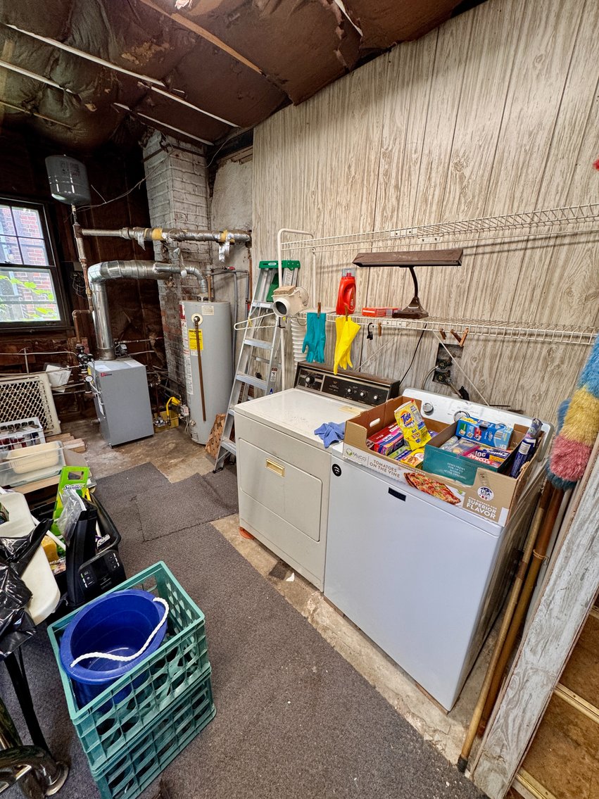 Image for 3 BR/1 BA Home w/Spacious Fenced Back Yard in the Bellevue Neighborhood of Downtown Richmond, VA--ONLINE ONLY BIDDING!!