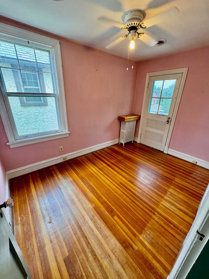 Image for 3 BR/1 BA Home w/Spacious Fenced Back Yard in the Bellevue Neighborhood of Downtown Richmond, VA--ONLINE ONLY BIDDING!!