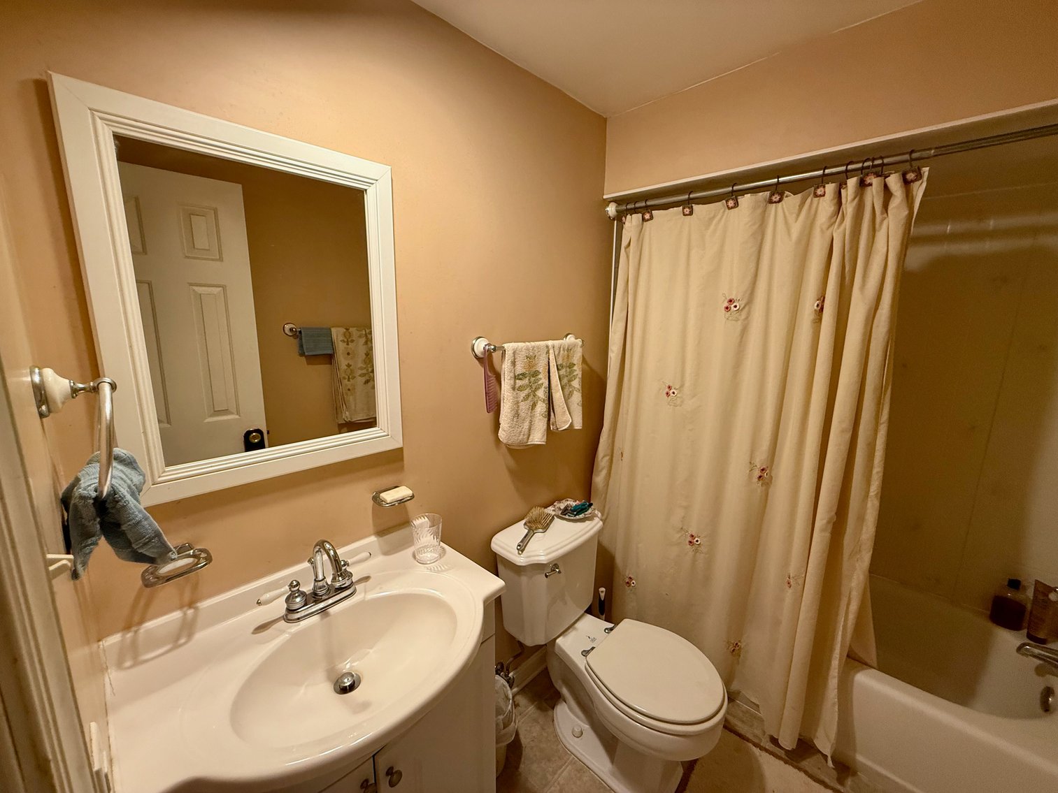 Image for 3 BR/3.5 BA Home w/Barn, Shop Building & Large Pond on 17.88 +/- Acres in Madison County, VA--SELLING to the HIGHEST BIDDER!!